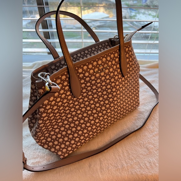 Beautiful authentic Kate Spade satchel bag. Gray and white color, like new. - Picture 8 of 15